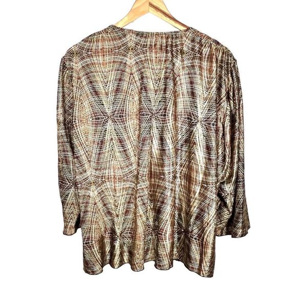 Women’s  Isadora Geometric Pattern 3/4 Sleeve V Neck Blouse Size 3X - Picture 2 of 6